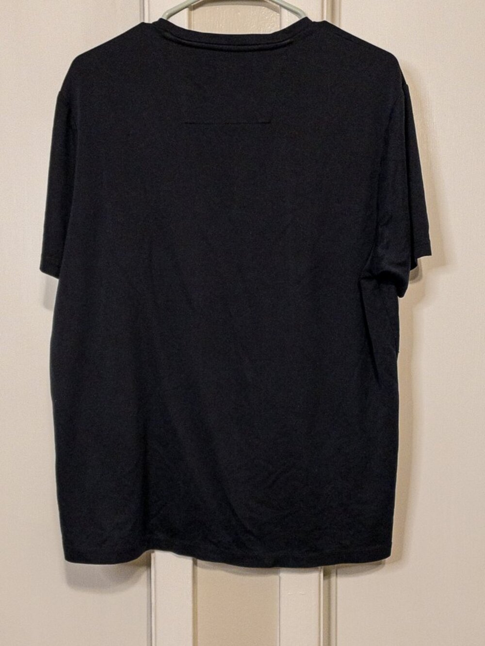 Perry Ellis Black V-Neck Short Sleeve T-Shirt Size L